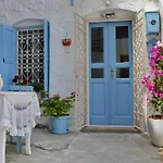 8 Μαρμαρίς