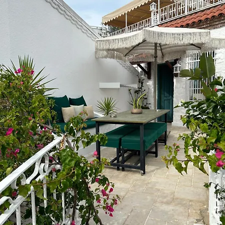 Aparthotel 8 4*