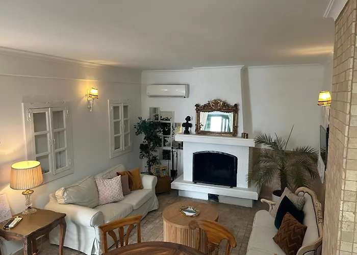 מלון דירות 8